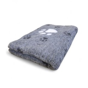 Vetbed med gummi bagside - Lysegr med store hvide poter og sm gr poter