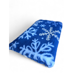 PREORDER 13. november - med Snefnug i massevis