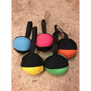 Lille bide stofbold med gummi og hndtag