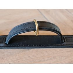 Dobbeltsyet kerne lderhalsbnd med Messing