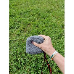 Bidebold - firkant i teddy materiale