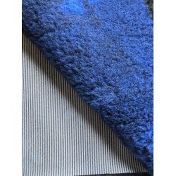 Vetbed med gummi bagside - Bl meleret med  store bl poter og sm sorte poter 