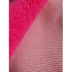 Vetbed med gummi bagside - Grrr! Woof - Cerise